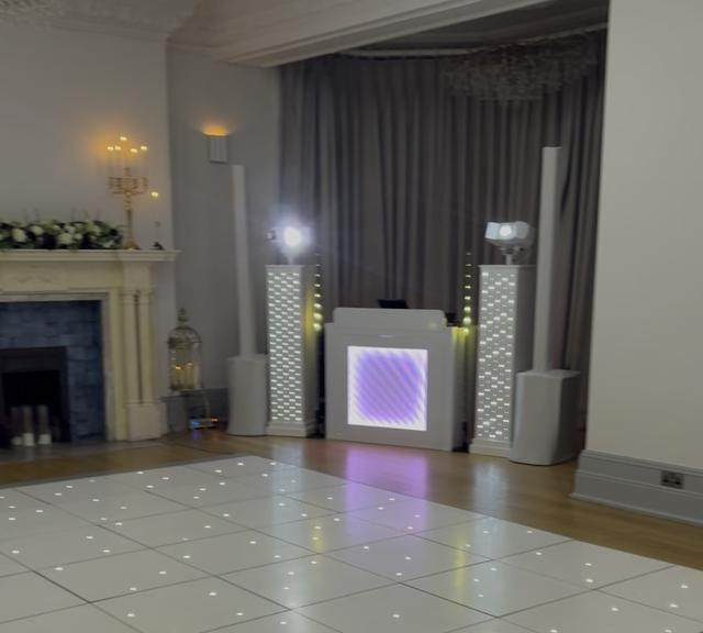 Twin Decks Entertainments - 1