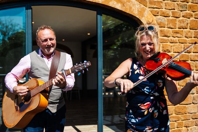 2 of Diamonds - Acoustic Duo - 3