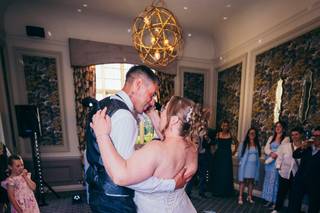 Pretty Wedding Studios - 6