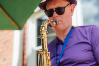 The Wedding Saxophonist - 5