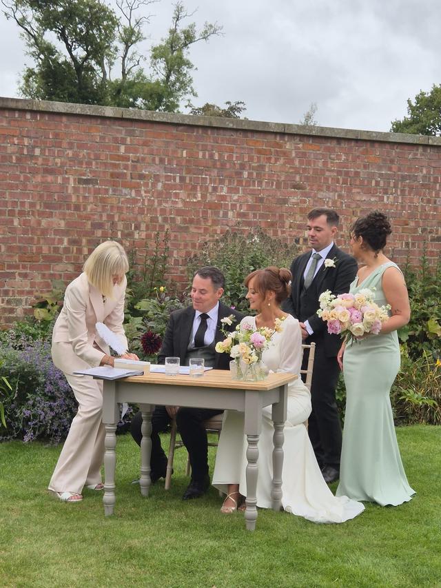 Tracy Cunningham Celebrant - 1