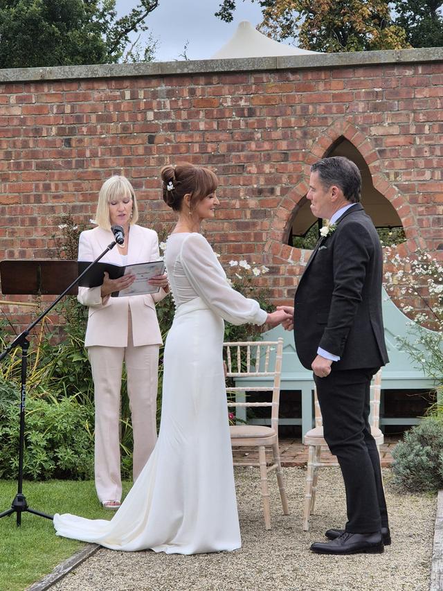 Tracy Cunningham Celebrant - 2