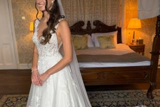 Phoebe Barnes Bridal Hair - 5