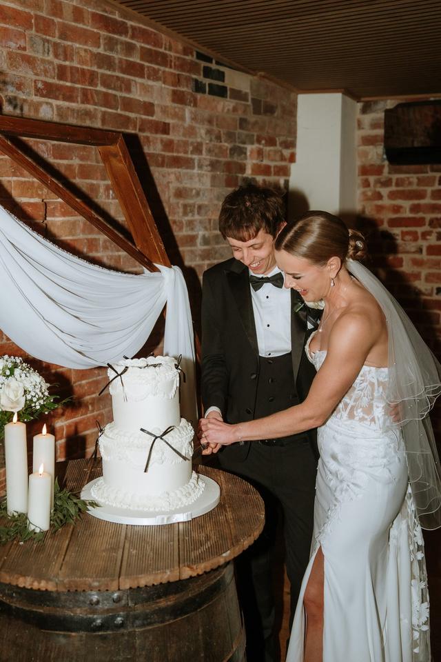 Delicious Pink Cakery - 1