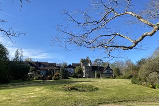 The Ravenswood - 20