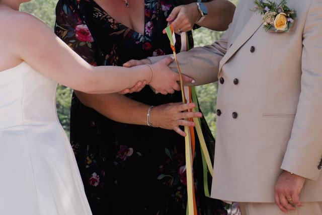Amanda Millis Celebrant - 1