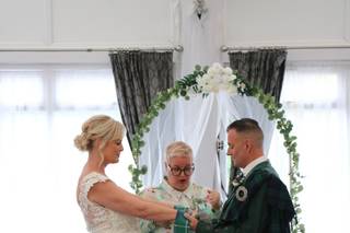 Suzie The Celebrant - 9