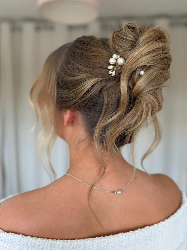 Charlotte Heather Bridal Hair - 2