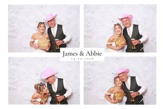 Waterfall Photo Booth Co. - 5