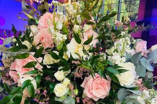 Dean Sharpe's Floral Studio - 8