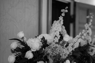 Seasons Flower Studio - 9