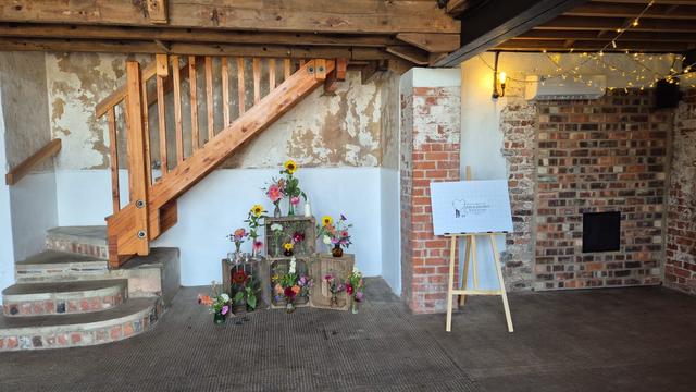 Woolas Barn - 3