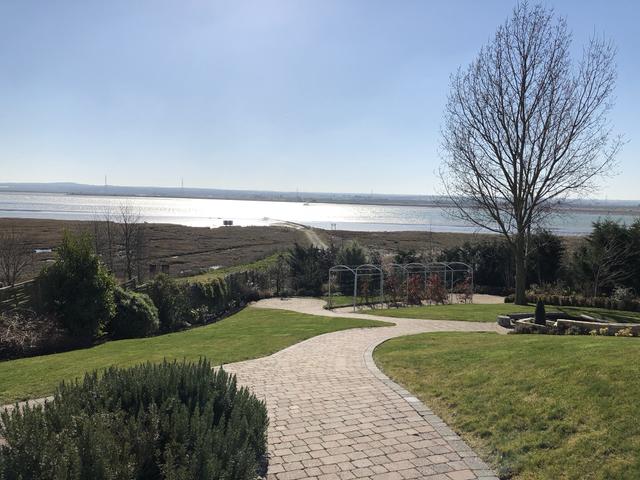 Guy Wade Magical Hosting, Magician and MC - 4