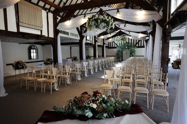 Box Hill Burford Bridge Hotel - 3