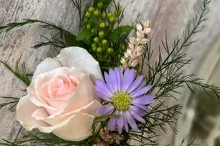 Emporium Flowers - 6