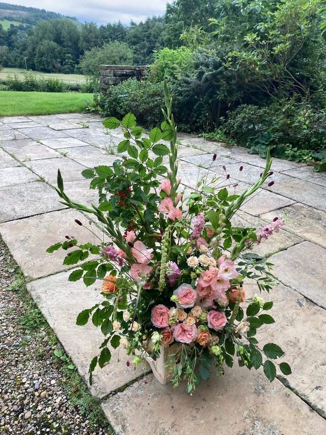 Berries Florist of Skipton - 3