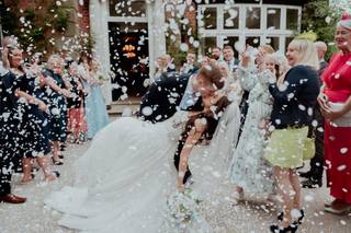 Kiss The Bride Photography - 16