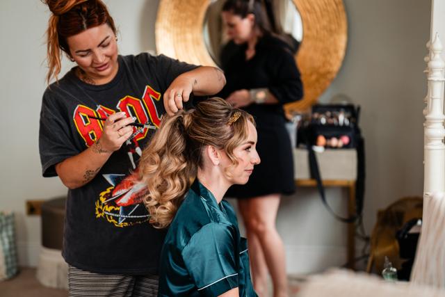 Hair Specialist Megan Lee - 1