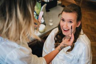 Maddy Johnson Hair & Makeup - 6