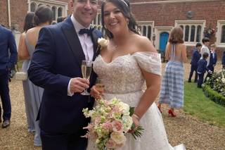 The Sparkling Celebrant - 26