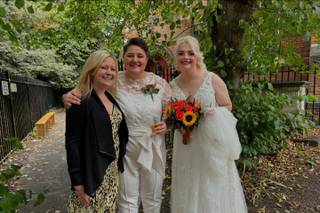 Tracy - Wedding Singer & Band - 3