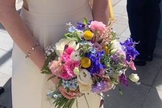 Blooms and Candy Weddings - 5