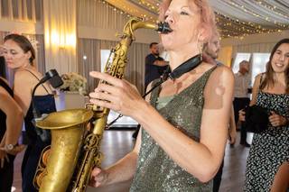 Vicki Watson DJ and Saxophone - 8