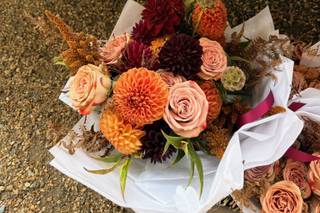 Frankie Lane Flowers - 9