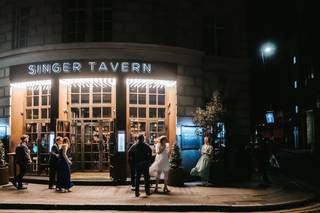 Singer Tavern - 11