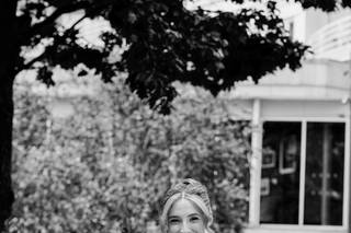 Elligance Hair & Makeup - 6
