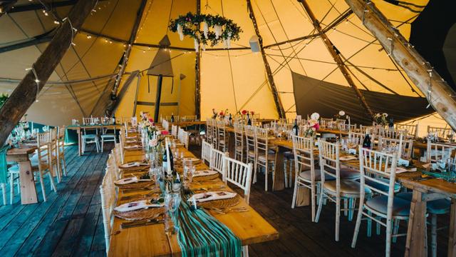 Low Osgoodby Grange Wedding Venue - 1