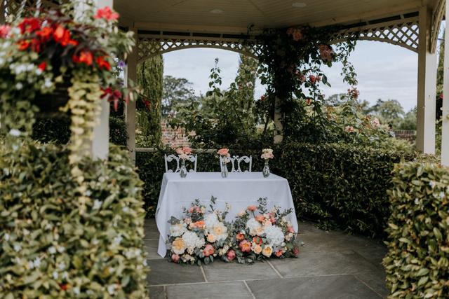 Just Peachy Florists - 1