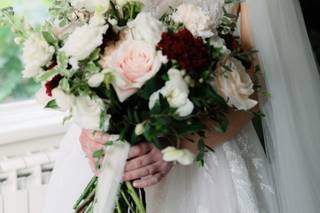 Bridge Row Flowers - 5