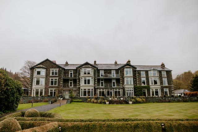 The Inn on the Lake - 3