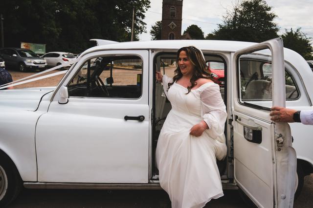 iDoTaxi Wedding Cars & Taxis - 1