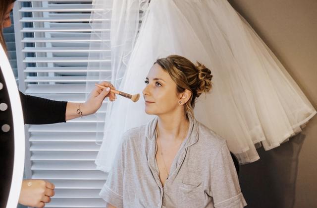 Anna Wise Makeup & Beauty - 4