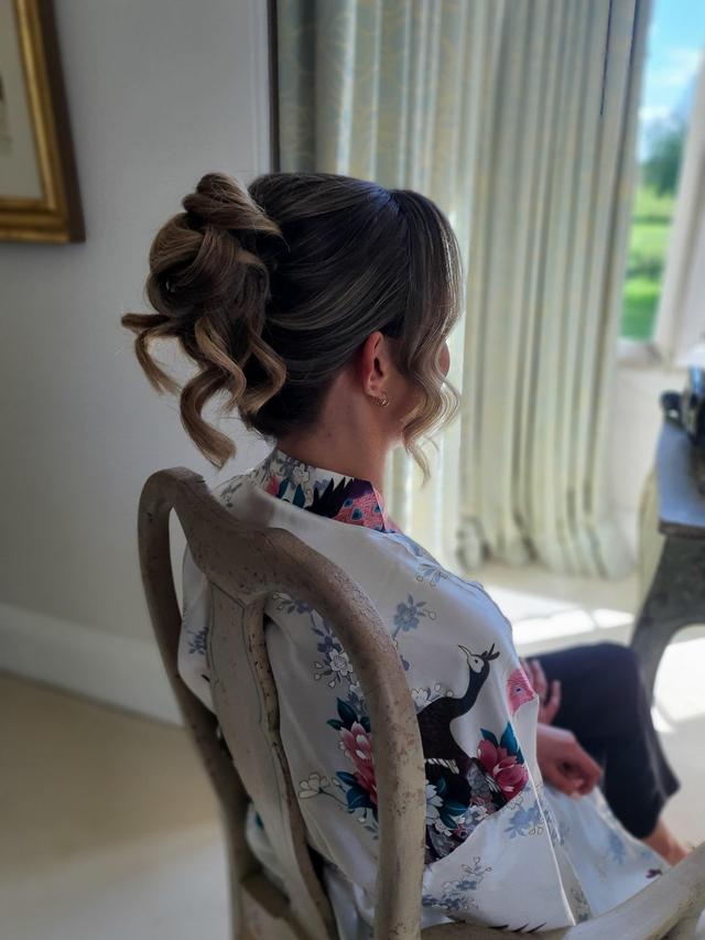 Georgia Claire Bridal Hairstyling - 2