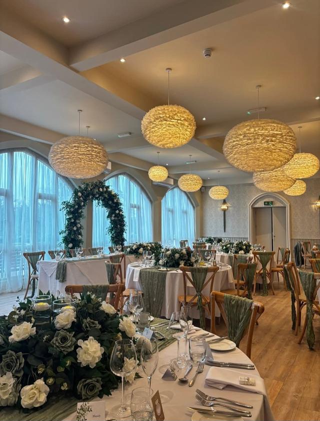 Rustic Wedding Blooms Hire & Co - 2