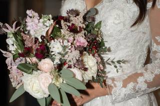 Les Soeurs de Fleurs Floristry - 1