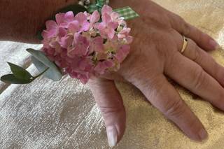Upsidedowninaflowerbed - 16