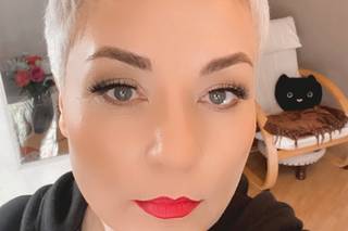 Mrs Brow Magician - 14