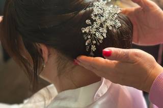 Sapphire Styling Hair & Makeup - 6