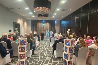 Village Hotel Club London Watford - 5