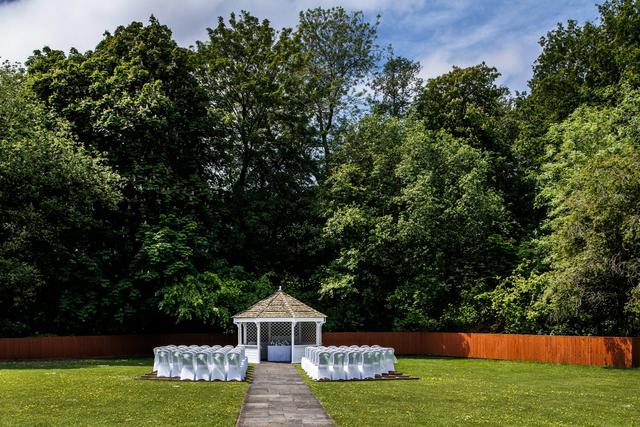 Briars Hall Hotel - 4