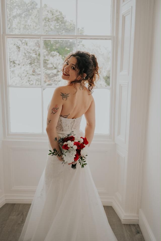 Dress the Bride - 1