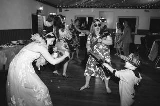 The British Photographers. - 5