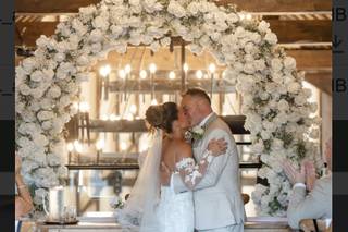 Layes Wedding Stylists - 16
