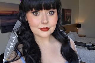 Elena Lowe Makeup and Hair Artist - 5