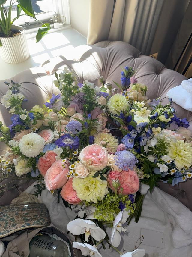 Grace Fogg Flowers - 1