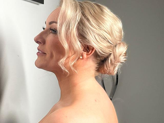 Finesse Bridal Hair and Makeup Specialists - 1